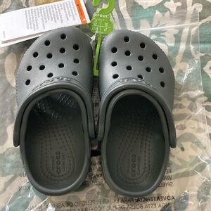Crocs size toddler 7. New with tags